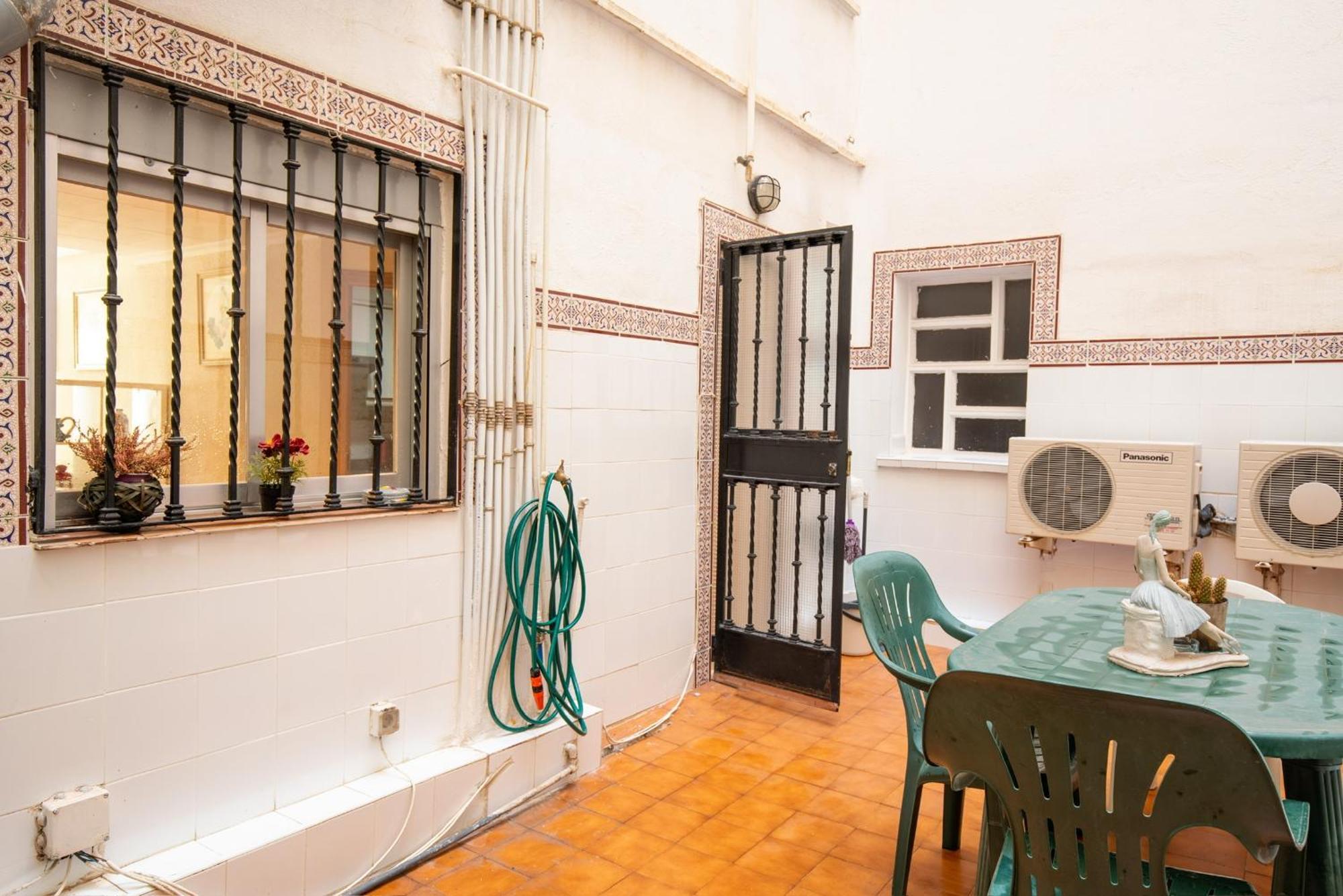La Casa De Lili Acerca De Palacio De Musica 瓦伦西亚 外观 照片